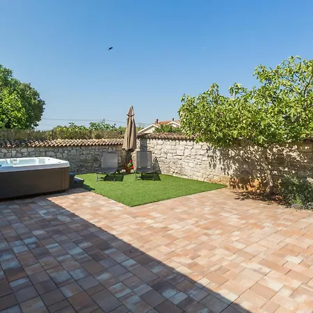 Holiday home Casa Arsini Bei Mit Whirlpool *