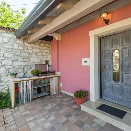 Holiday home Casa Arsini Bei Mit Whirlpool Porec