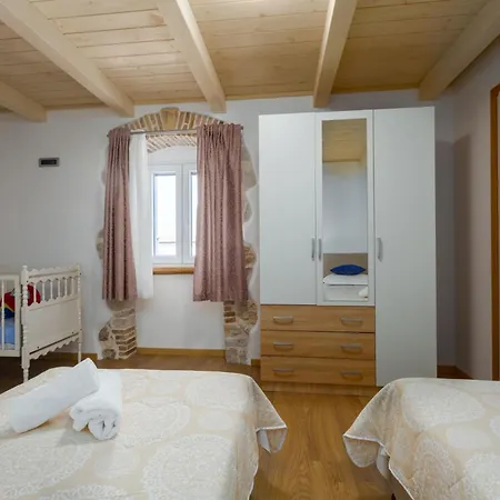 Casa Arsini Bei Mit Whirlpool Holiday home Porec