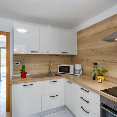 Casa Arsini Bei Mit Whirlpool Holiday home *